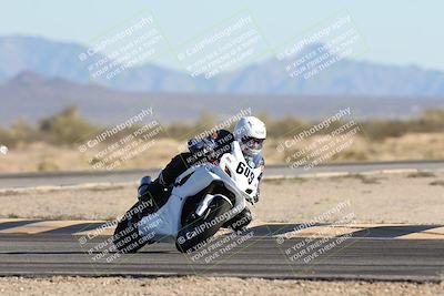 media/Dec-06-2025-CVMA (Sat) [[4a896cc04c]]/Race 8- Formula 40 MW and LW/